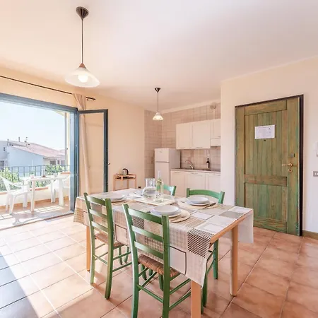 Apartment Stylish Mirti Bianchi B4-4 Pers 1 Bedap Santa Teresa Gallura