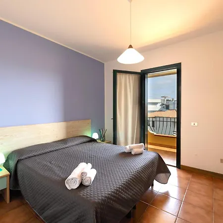 Appartement Stylish Mirti Bianchi B4-4 Pers 1 Bedap Santa Teresa Gallura